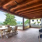 بيت للعطل Gorgeous In Cisano Di Bardolino Calmasino